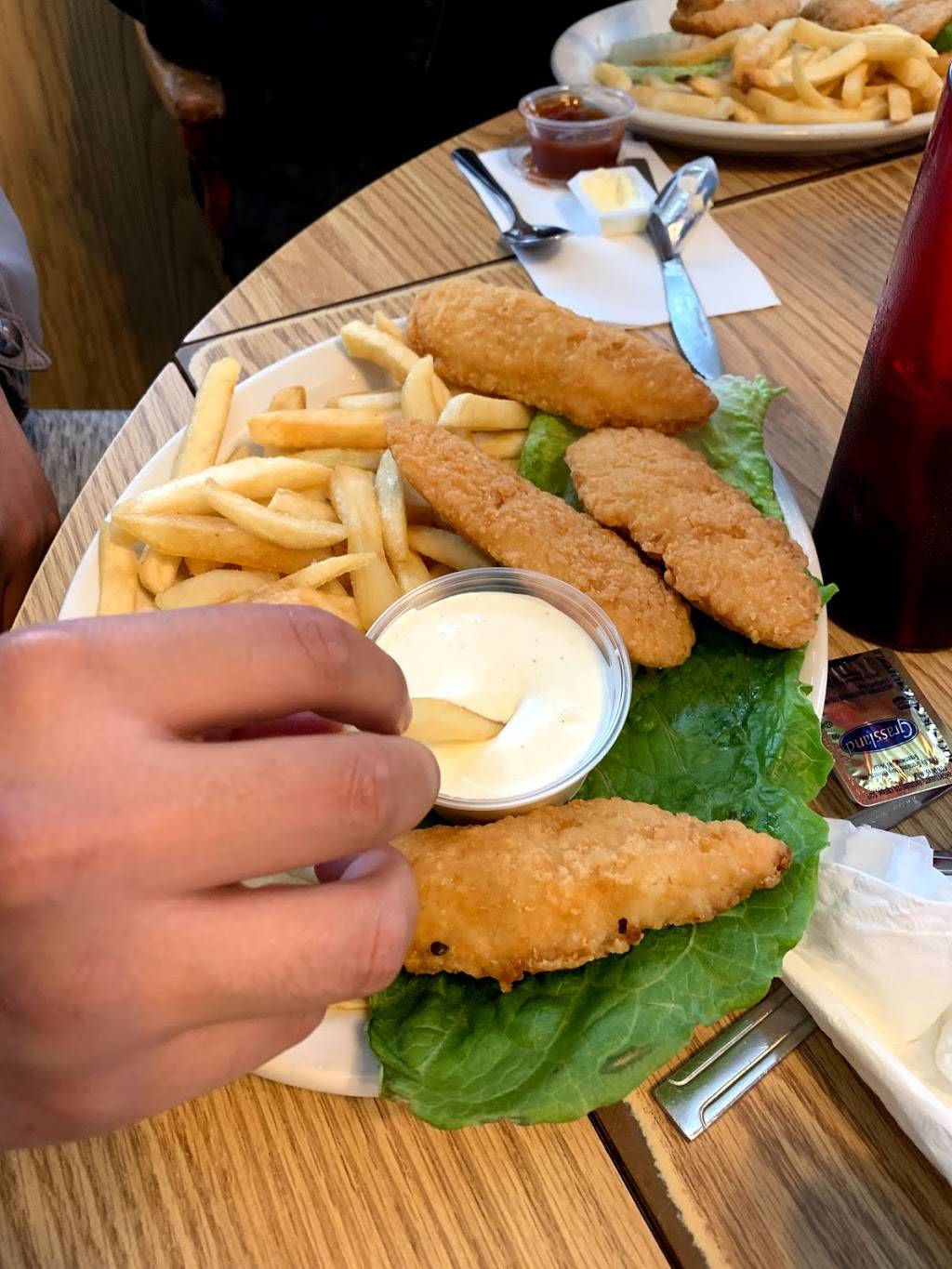 Nikarrys Restaurant | restaurant | 1055 N Lake St, Aurora, IL 60506, USA | 6302641500 OR +1 630-264-1500