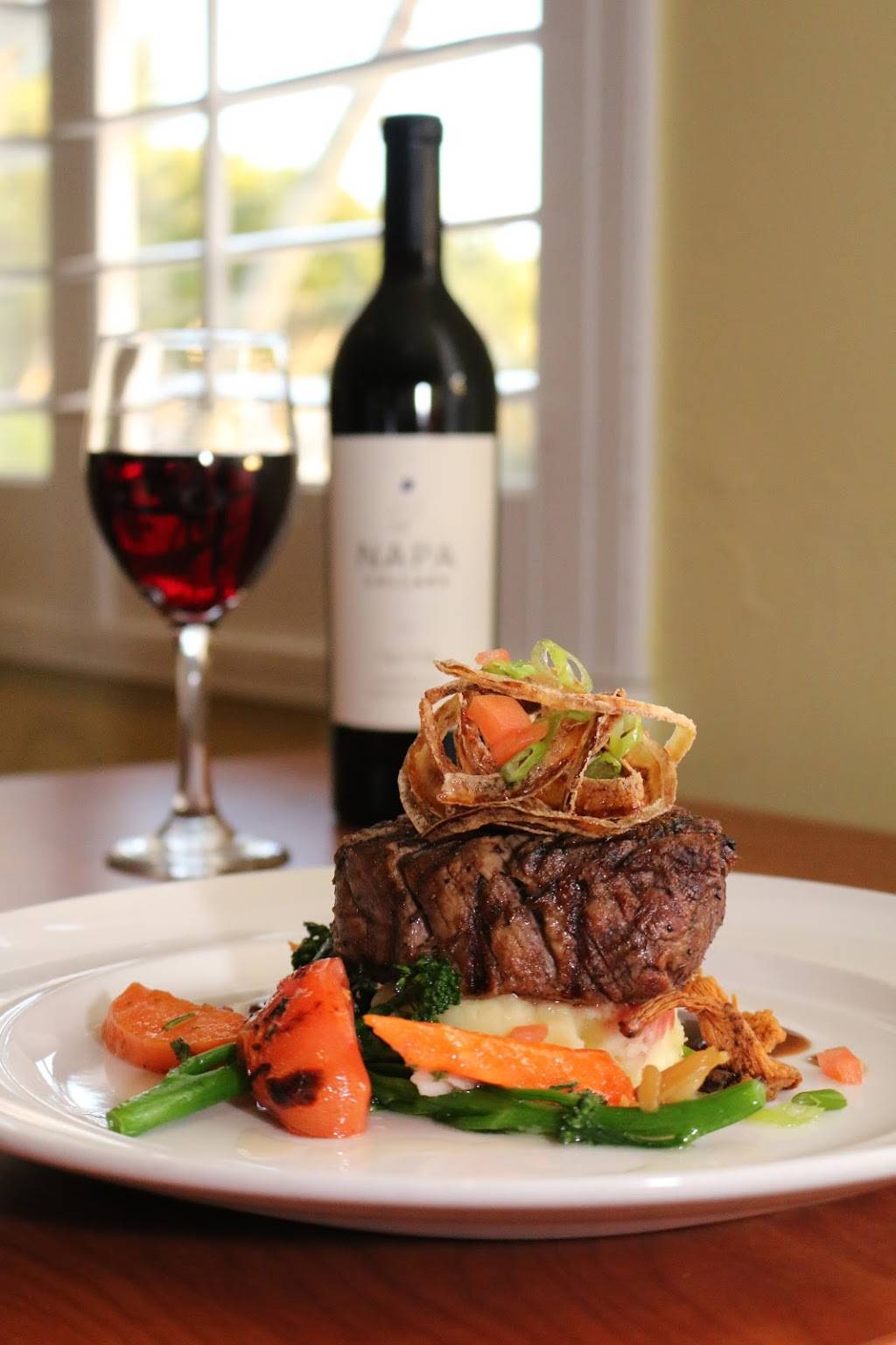 Traditions On the Beach | night club | 3111 W Gulf Dr, Sanibel, FL 33957, USA | 2394724559 OR +1 239-472-4559