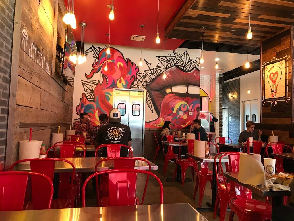 Dave’s Hot Chicken | restaurant | 5166 Lankershim Blvd Ste D, North Hollywood, CA 91606, USA | 3232138090 OR +1 323-213-8090