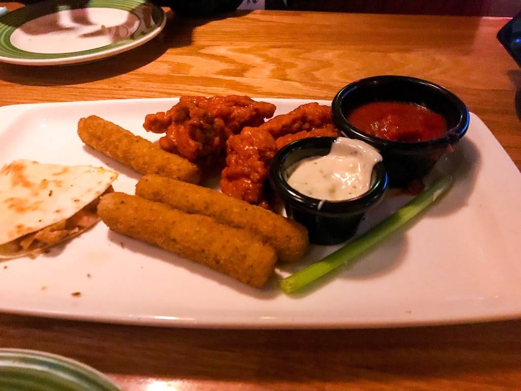 Applebees Grill + Bar | restaurant | 221 NY-59, Airmont, NY 10901, USA | 8453697700 OR +1 845-369-7700
