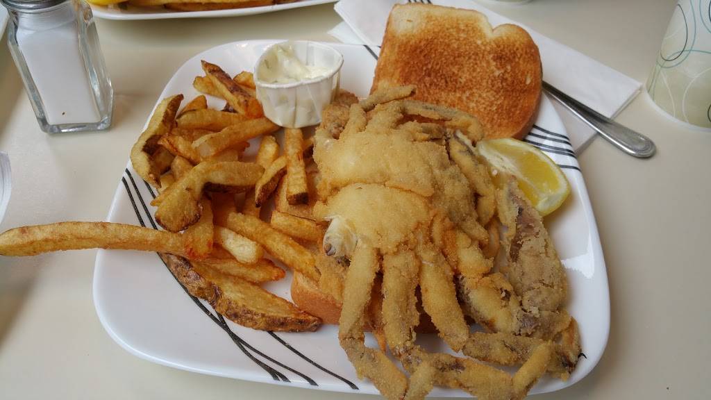 Captain Seas | restaurant | 905 N Colony Rd, Wallingford, CT 06492, USA | 2032659336 OR +1 203-265-9336