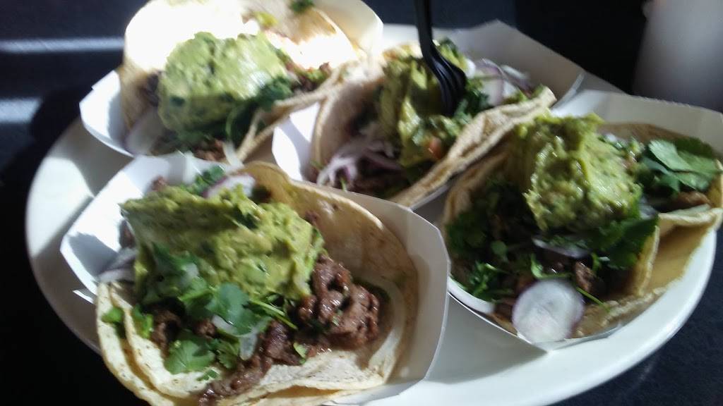 Hot Off the Grill | restaurant | 25252 La Paz Rd, Laguna Hills, CA 92653, USA | 9494588000 OR +1 949-458-8000