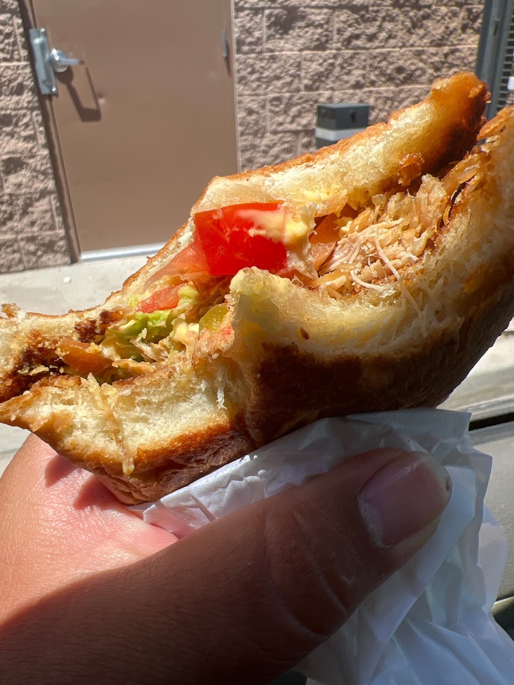 Tortas La Bella | restaurant | 3195 W 8th St, Yuma, AZ 85364, USA | 9283739544 OR +1 928-373-9544