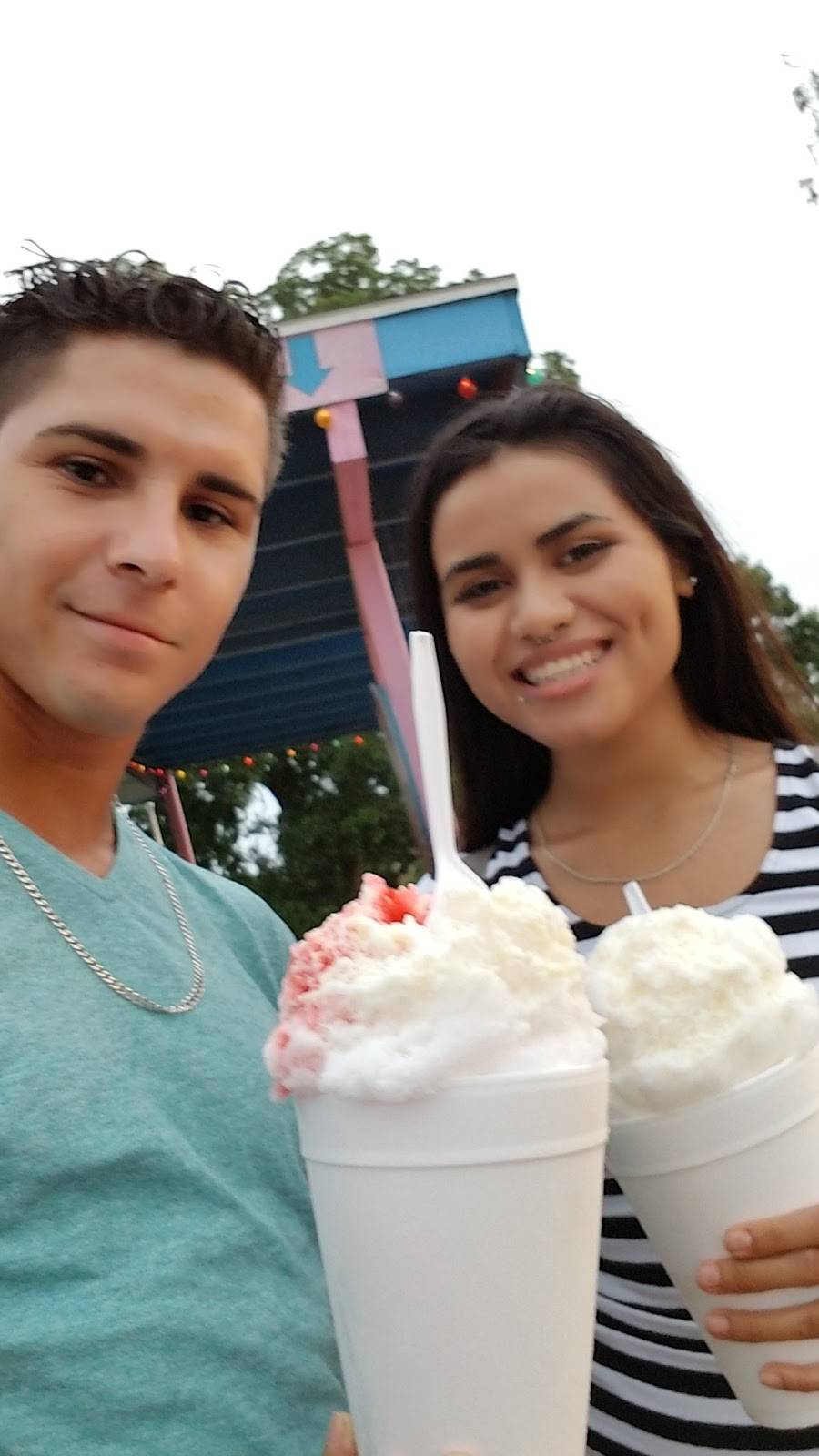 Pelicans Snoballs: North Tryon | restaurant | 7649 N Tryon St, Charlotte, NC 28262, USA | 9802297530 OR +1 980-229-7530