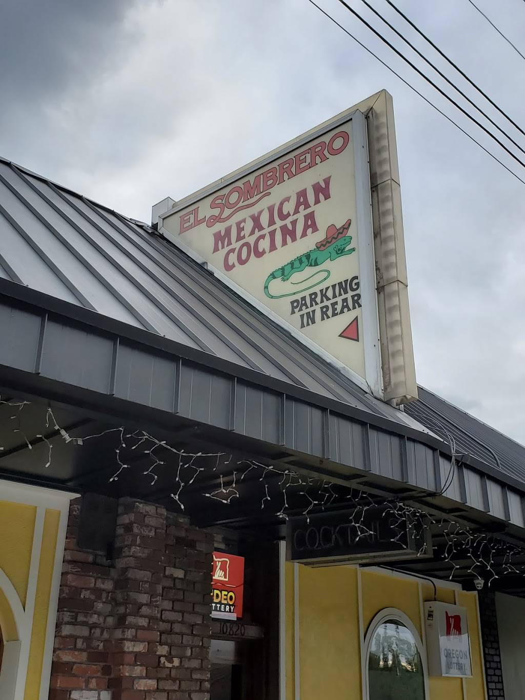 El Somberro Tapatio | restaurant | 10820 NE Sandy Blvd, Portland, OR 97220, USA | 5032576010 OR +1 503-257-6010