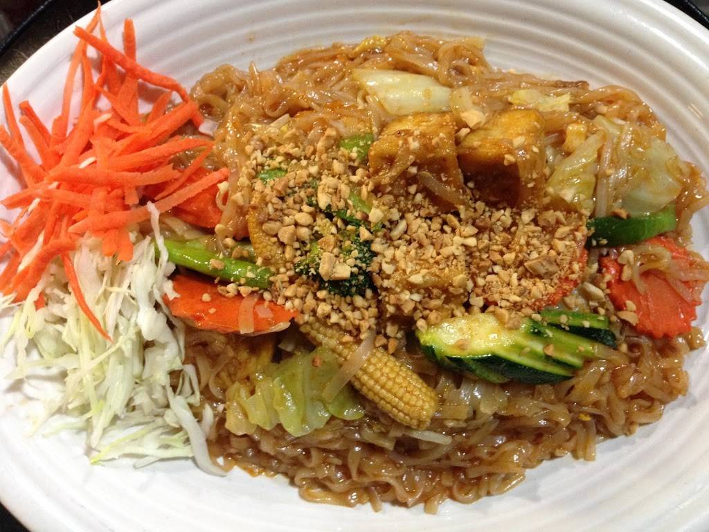 Mae Ploy Thai Cuisine | restaurant | 6421 15th Ave NW # A, Seattle, WA 98107, USA | 2067840899 OR +1 206-784-0899