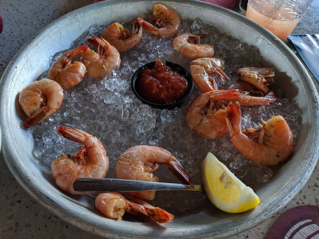 Skull Creek Dockside | restaurant | 2 Hudson Rd, Hilton Head Island, SC 29926, USA | 8437853625 OR +1 843-785-3625