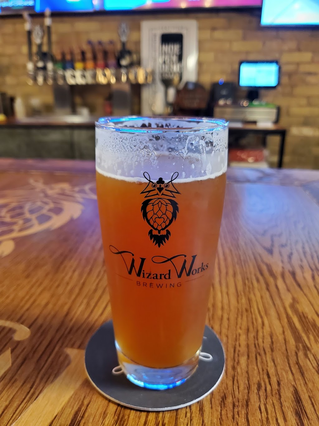 Wizard Works Brewing Company | restaurant | 231 E Buffalo St, Milwaukee, WI 53202, USA | 4144770222 OR +1 414-477-0222