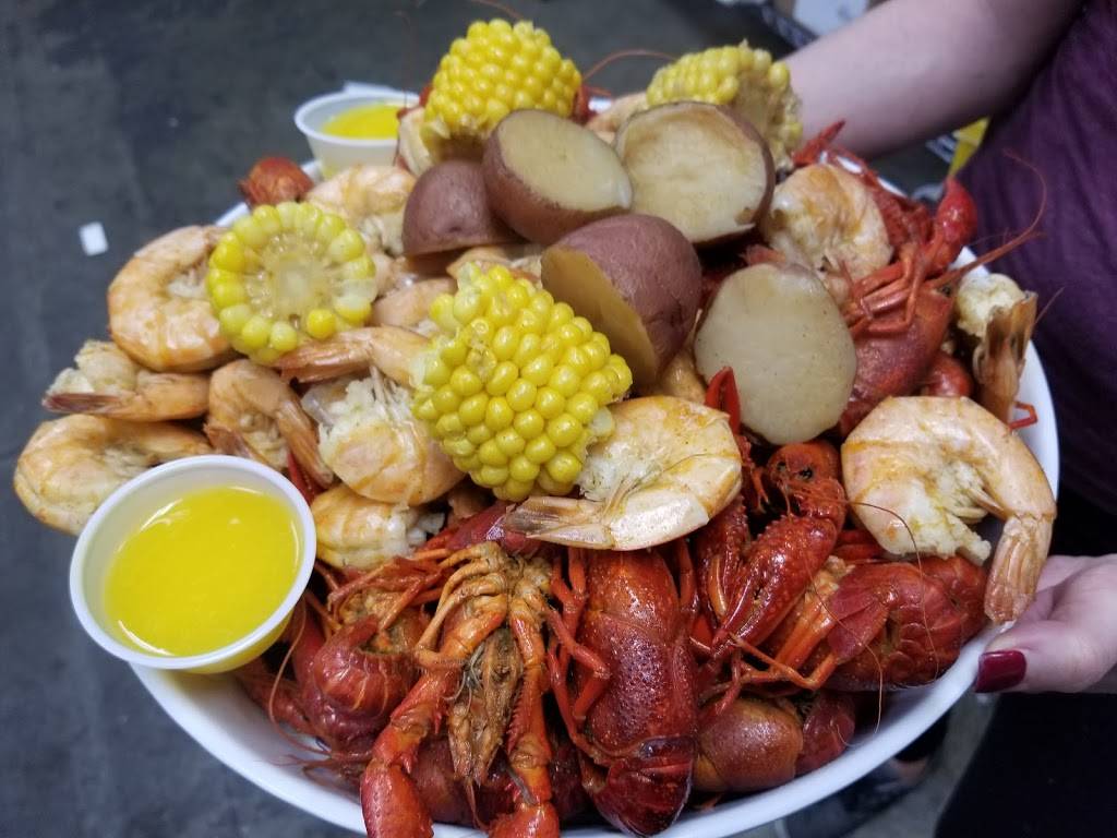 Tailgators Pub & Grill Kuykendahl | restaurant | 24504 Kuykendahl Rd #900, Tomball, TX 77375, USA | 8325598252 OR +1 832-559-8252