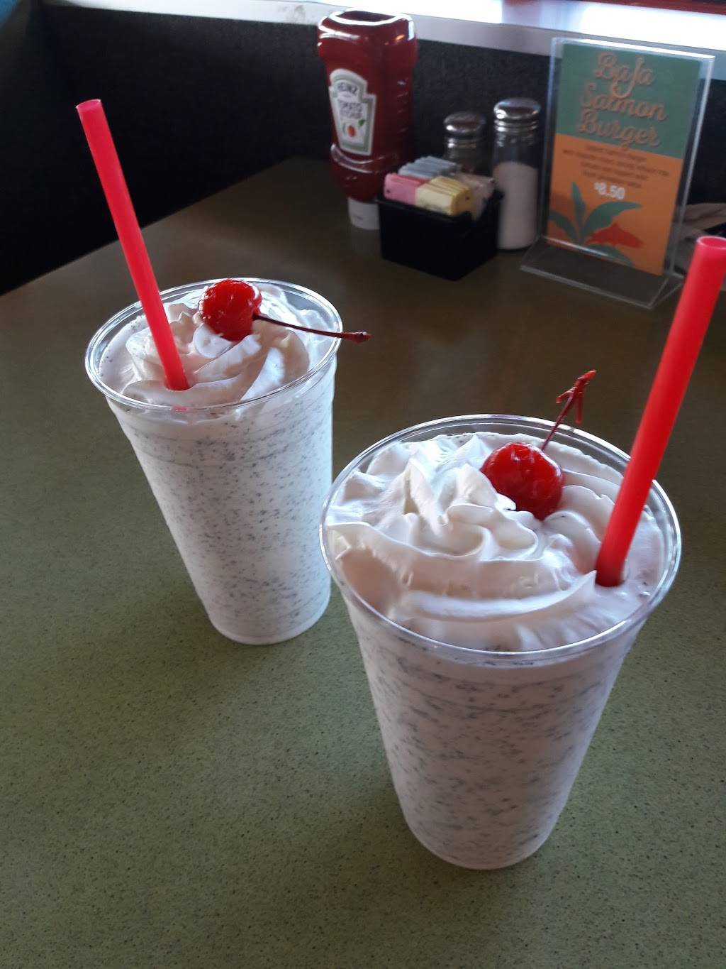 EZs Brick Oven and Grill | restaurant | 6498 N New Braunfels Ave, San Antonio, TX 78209, USA | 2108281111 OR +1 210-828-1111