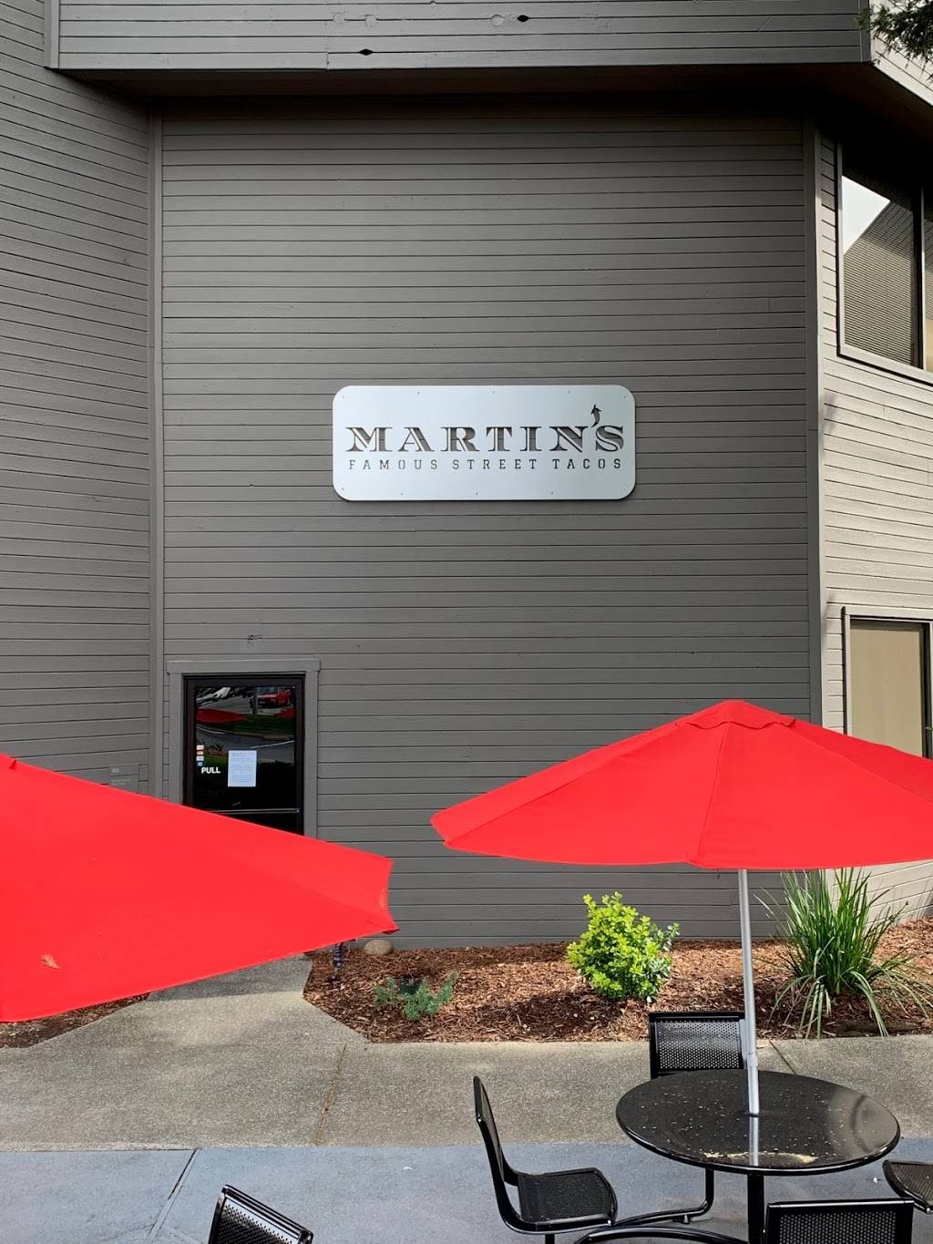 Martins Famous Street Tacos | restaurant | 11344 Coloma Rd #205, Gold River, CA 95670, USA | 9168416448 OR +1 916-841-6448