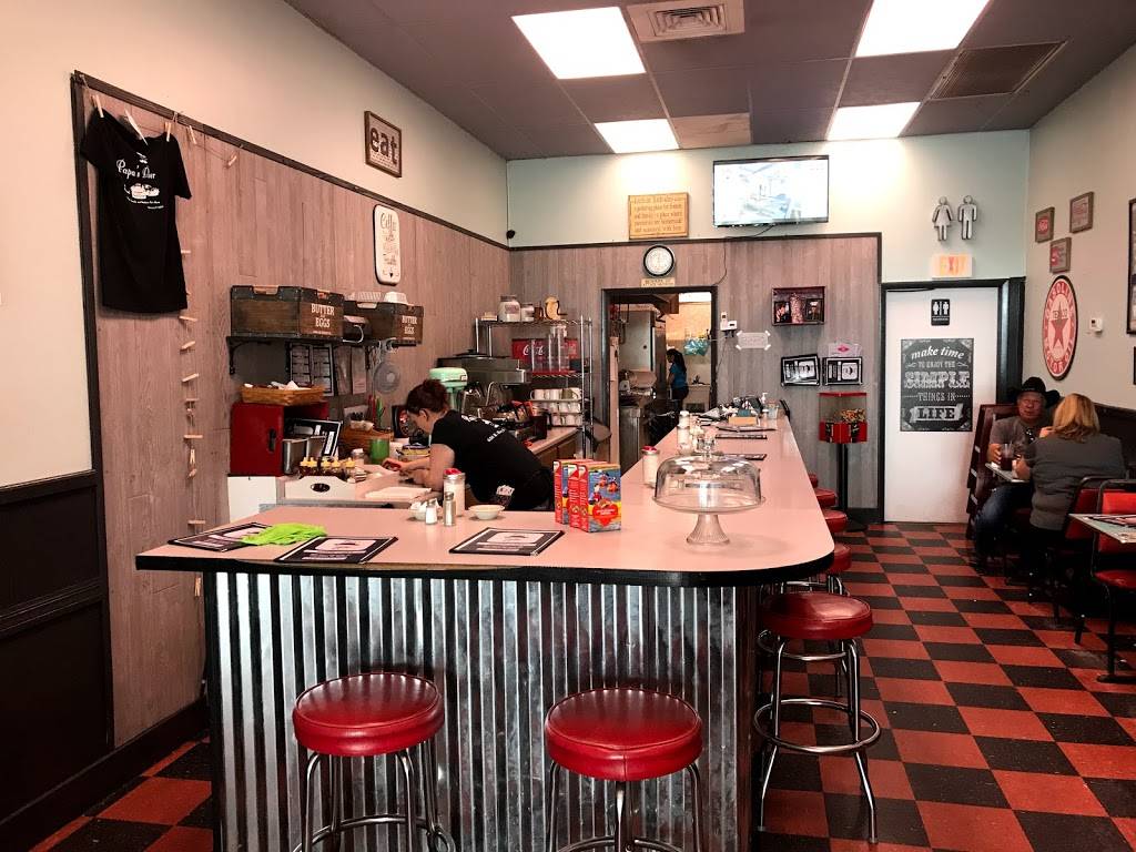 Papas Diner | restaurant | 626 FL-50, Clermont, FL 34711, USA | 3523944474 OR +1 352-394-4474