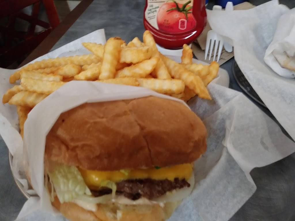 63rd Market & Grill | restaurant | 6300 NE St James Rd, Vancouver, WA 98663, USA | 3606936678 OR +1 360-693-6678