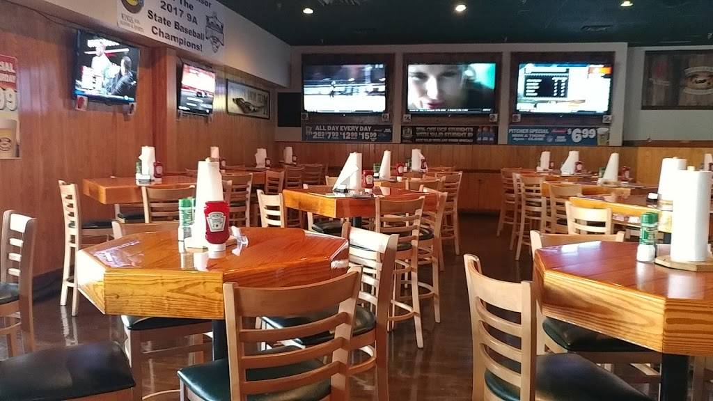 Gators Dockside | restaurant | 12448 Lake Underhill Rd, Orlando, FL 32828, USA | 4072499444 OR +1 407-249-9444