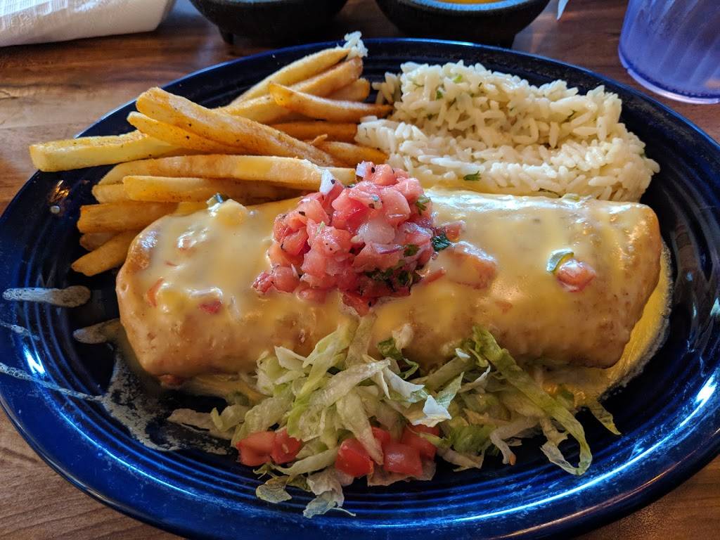 Carlos OKellys | restaurant | 909 E 30th Ave, Hutchinson, KS 67502, USA | 6206659885 OR +1 620-665-9885