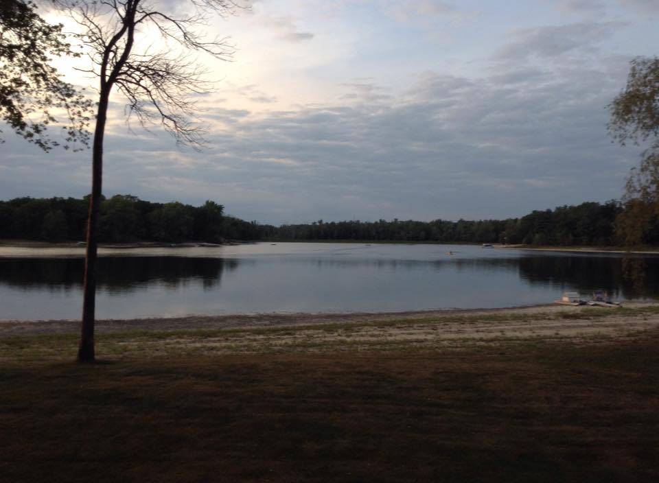 Emerson Lake Inn | restaurant | 7786 US-10, Walhalla, MI 49458, USA | 2317572385 OR +1 231-757-2385