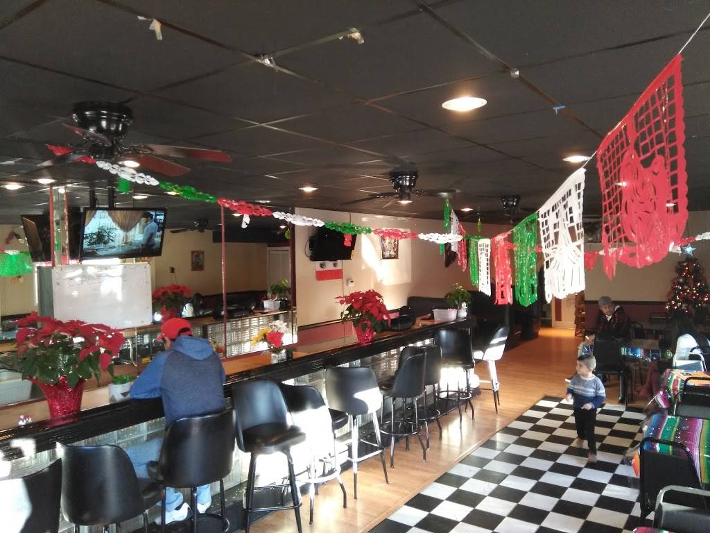 Restaurant and Bar El Molcajete | restaurant | 3432, 300, N Union St, Wilmington, DE 19805, USA | 3022180319 OR +1 302-218-0319