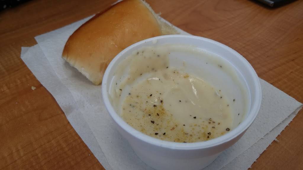 Bushs Chicken | restaurant | 4083 N Loop 1604 W, San Antonio, TX 78257, USA | 2108451420 OR +1 210-845-1420