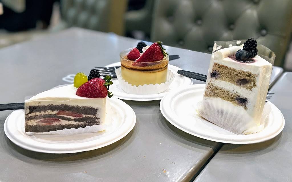 Paris Baguette | bakery | 3561 El Camino Real #75, Santa Clara, CA 95051, USA | 4082600404 OR +1 408-260-0404