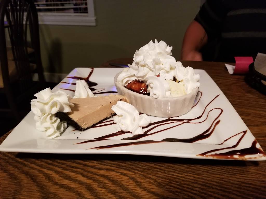 The Landing Grill | restaurant | 8629 River Rd, Petersburg, VA 23803, USA | 8045903300 OR +1 804-590-3300