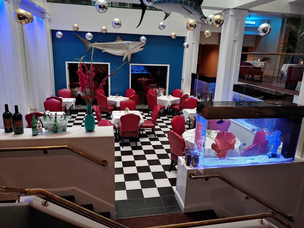 Splash Seafood Bar & Grill | restaurant | 303 Locust St, Des Moines, IA 50309, USA | 5152445686 OR +1 515-244-5686