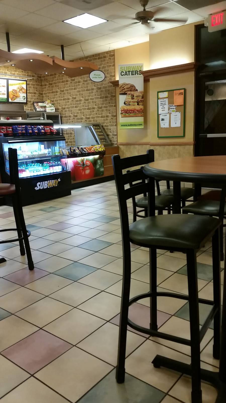 Subway | meal takeaway | 4612 Portland Rd NE, Salem, OR 97305, USA | 5033932608 OR +1 503-393-2608