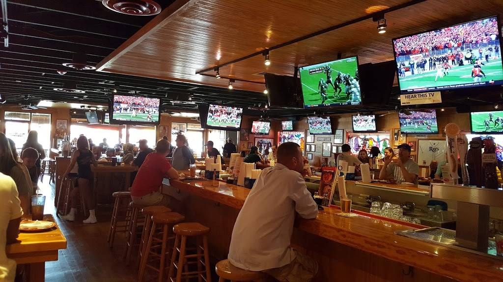 The WingHouse of Brandon 60 | restaurant | 775 W Brandon Blvd, Brandon, FL 33511, USA | 8135267007 OR +1 813-526-7007