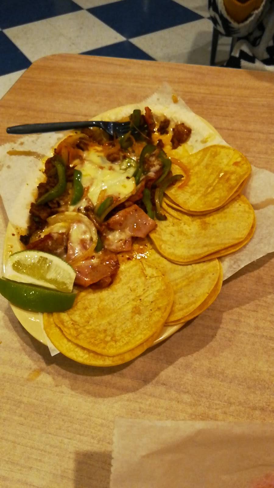 La Telera | restaurant | 3418 S Texas 6 suite c, Houston, TX 77082, USA | 2815960551 OR +1 281-596-0551