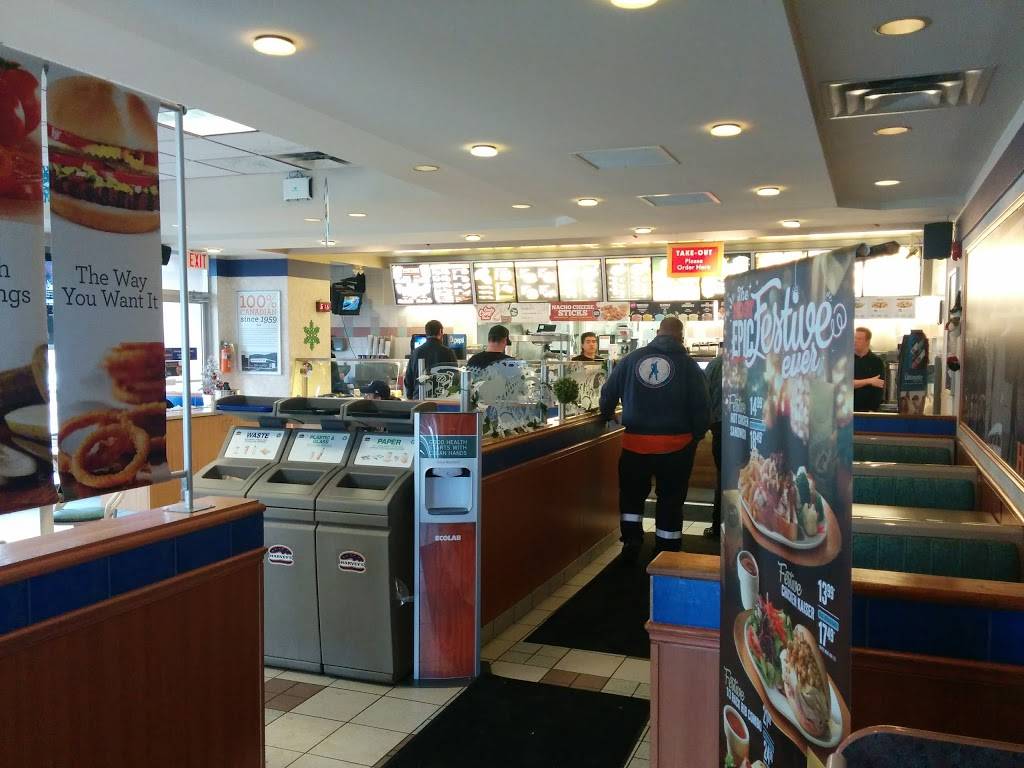 Harveys | restaurant | 24398 Woodbine Ave RR#2, Keswick, ON L4P 3E9, Canada | 9054765667 OR +1 905-476-5667