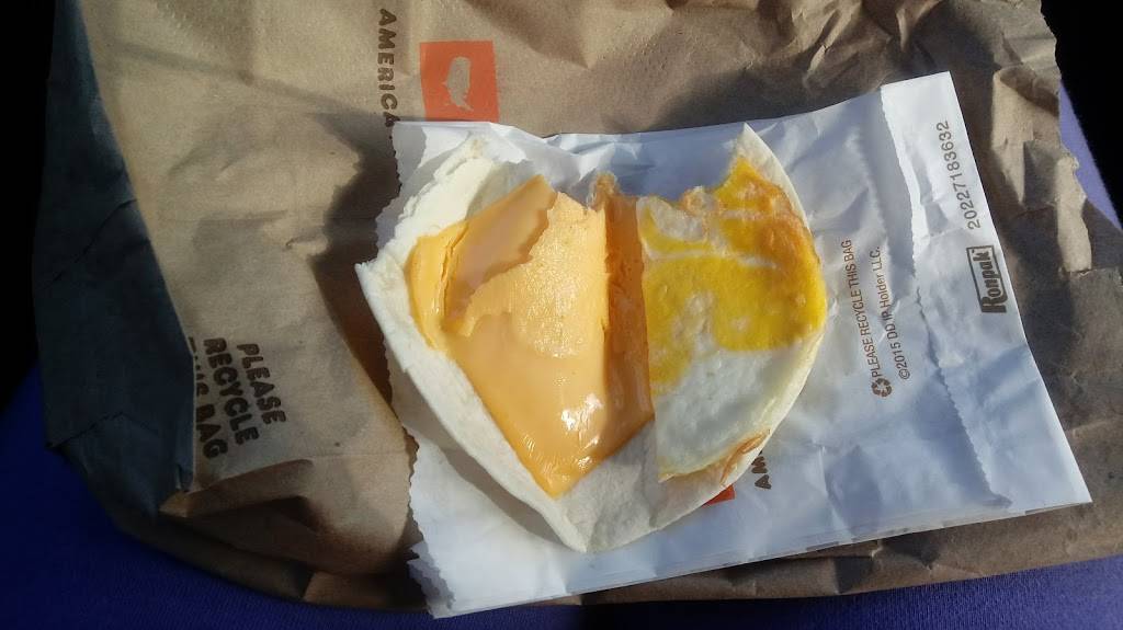 Dunkin | bakery | 6600 Essington Ave, Philadelphia, PA 19153, USA | 2158171833 OR +1 215-817-1833