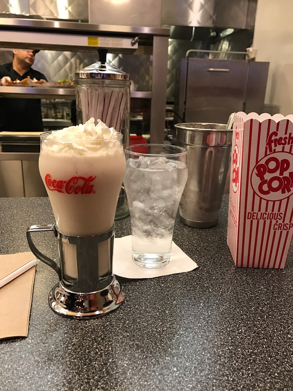 Johnny Rockets | restaurant | 1123 129th Ave, Wayland, MI 49348, USA | 2697927777 OR +1 269-792-7777