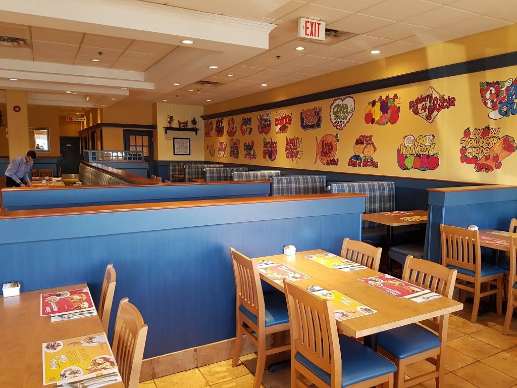 Cora Breakfast and Lunch | restaurant | 16655 Yonge St #13, Newmarket, ON L3X 1V6, Canada | 9059541317 OR +1 905-954-1317