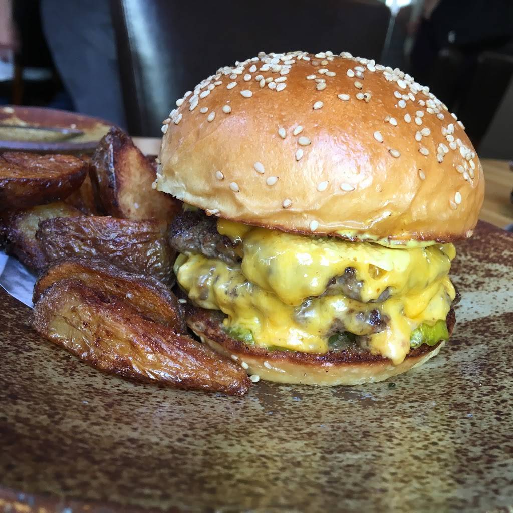 Husk | restaurant | 76 Queen St, Charleston, SC 29401, USA | 8435772500 OR +1 843-577-2500