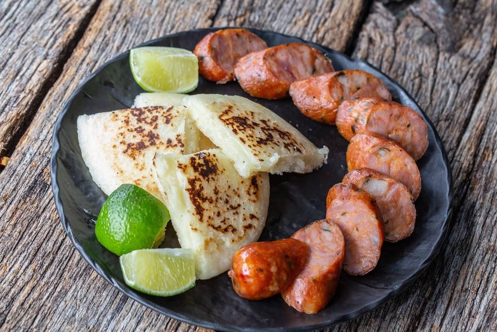 Colombians Place | restaurant | 1602 Village Market Blvd SE #120, Leesburg, VA 20175, USA | 7036293911 OR +1 703-629-3911