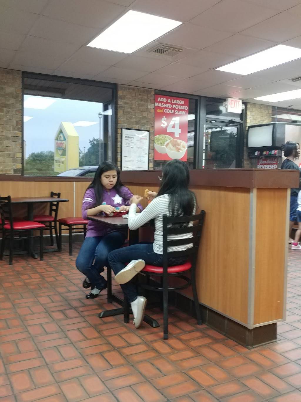 Churchs Chicken | restaurant | 1949 Farm-To-Market Rd 2234, Missouri City, TX 77489, USA | 2814994694 OR +1 281-499-4694