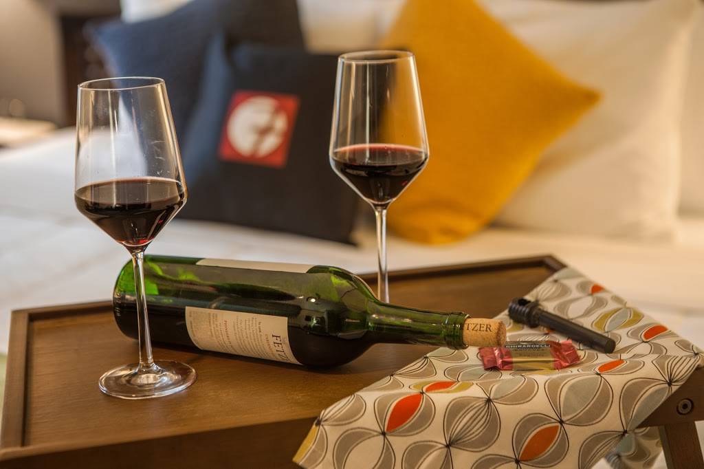 Hotel Fusion | night club | 140 Ellis St, San Francisco, CA 94102, USA | 4155682525 OR +1 415-568-2525