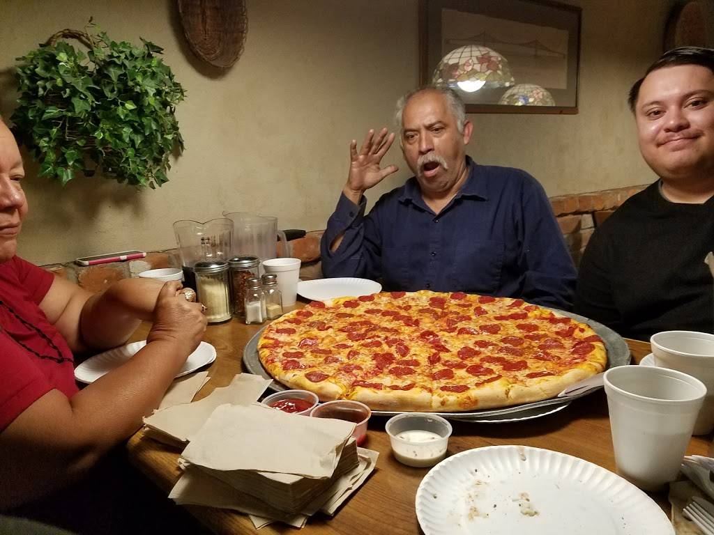 Mamas Famous Pizza & Heroes | restaurant | 4500 E Speedway Blvd, Tucson, AZ 85712, USA | 5203198856 OR +1 520-319-8856