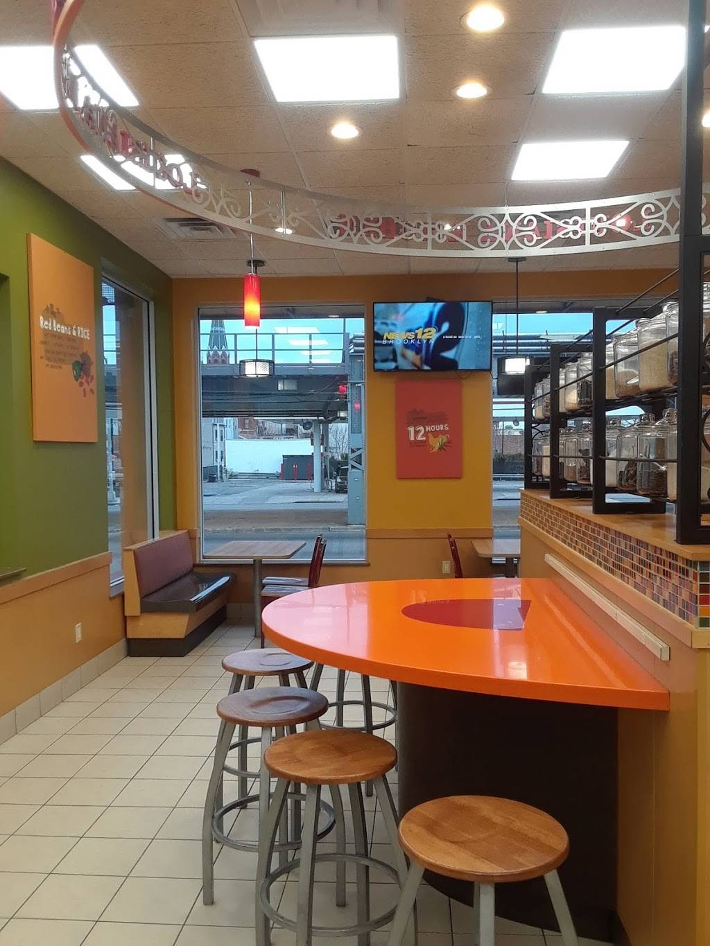 Popeyes Louisiana Kitchen | restaurant | 1994 Atlantic Ave, Brooklyn, NY 11233, USA | 7182211994 OR +1 718-221-1994