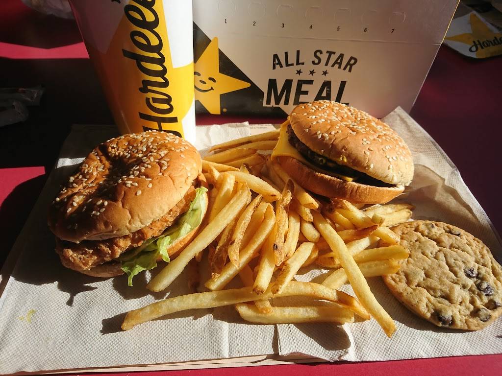 Hardees | restaurant | 2420 US-30, Oswego, IL 60543, USA | 6308920076 OR +1 630-892-0076
