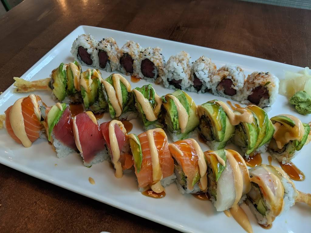 Fuji Sushi Bar & Asian Bistro | restaurant | 6355 Naples Blvd, Naples, FL 34109, USA | 2395935550 OR +1 239-593-5550