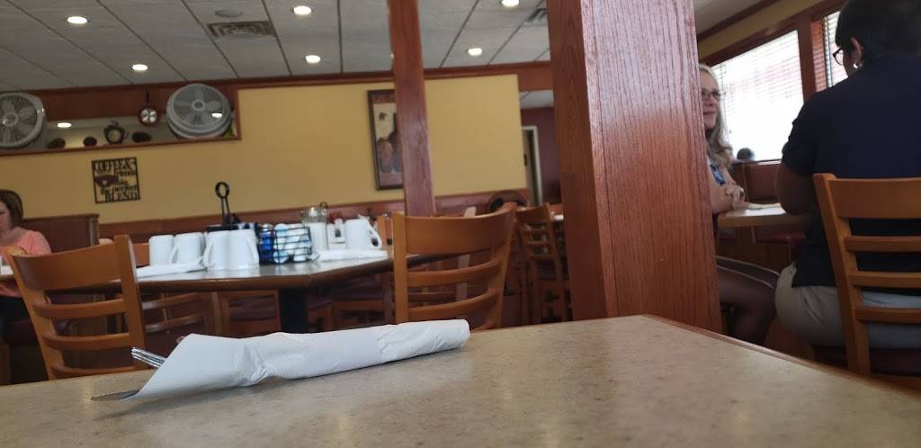 Richland Family Restaurant | restaurant | 211 N Main St, Richland Center, WI 53581, USA | 6083831415 OR +1 608-383-1415