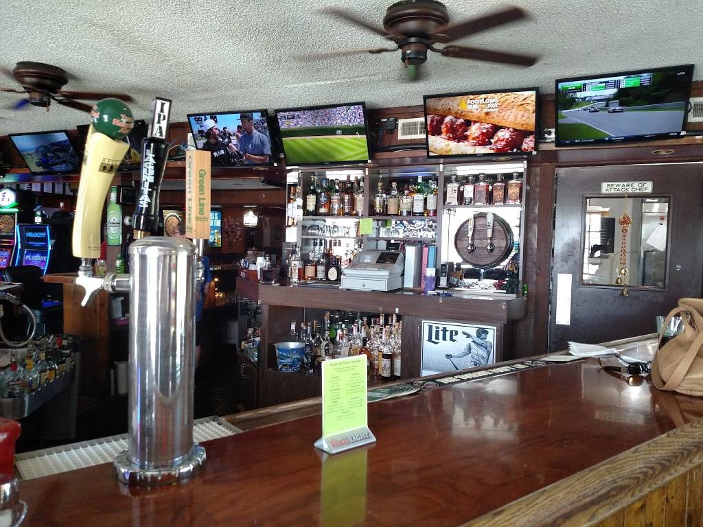 Whiskey Bungalow | restaurant | 4616 Illinois Route 176, Crystal Lake, IL 60014, USA | 8154590049 OR +1 815-459-0049