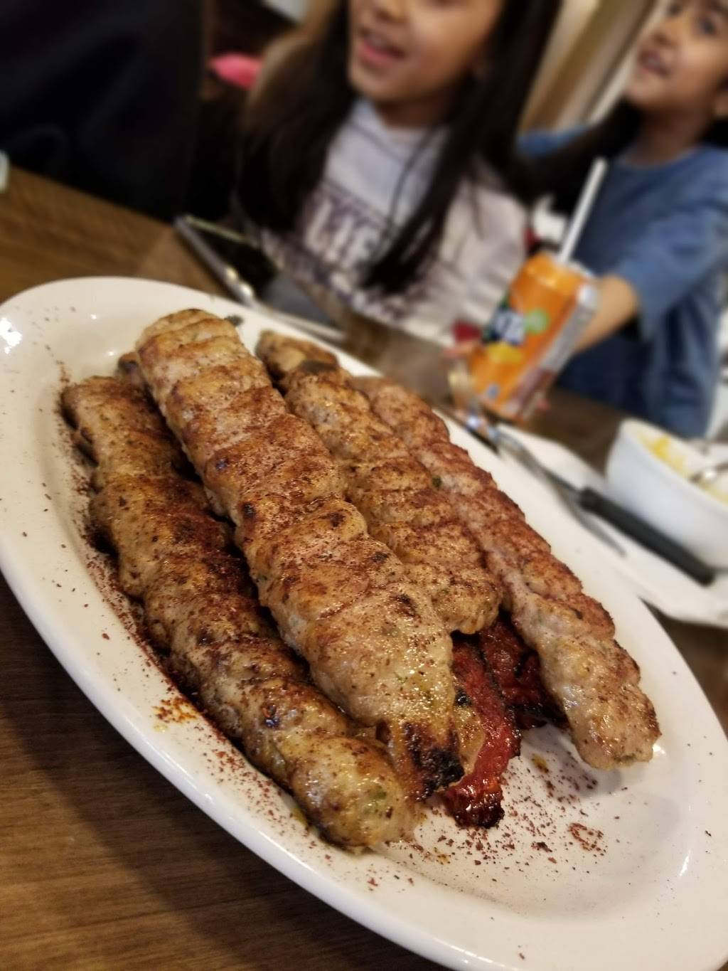 Caravan Kabob House Mississauga | restaurant | 5955 Latimer Dr, Mississauga, ON L5V 0B7, Canada | 9058139889 OR +1 905-813-9889