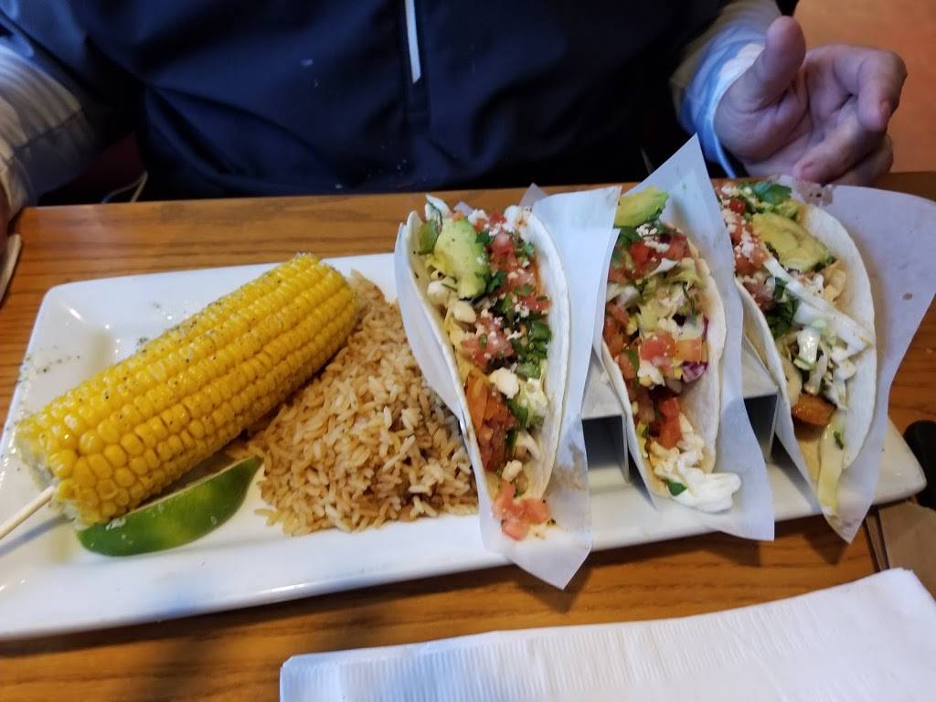 Chilis Grill & Bar | meal takeaway | 4085 Virginia Beach Blvd, Virginia Beach, VA 23452, USA | 7574312663 OR +1 757-431-2663