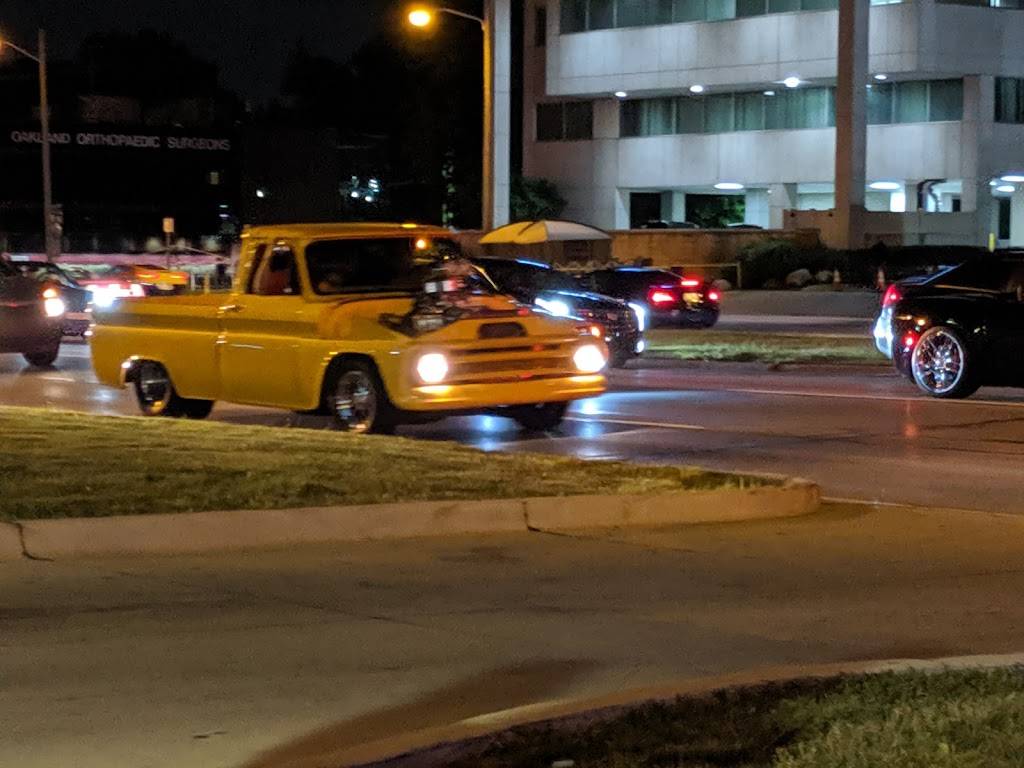 Starbucks | cafe | 30734 Woodward Ave, Royal Oak, MI 48073, USA | 2485490310 OR +1 248-549-0310