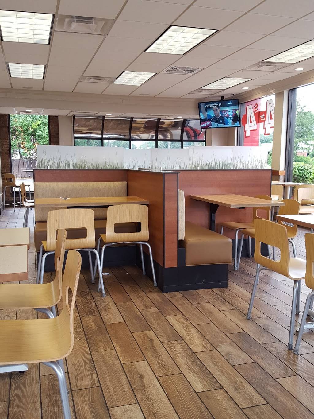 Wendys | restaurant | 1007 E 86th St, Indianapolis, IN 46240, USA | 3172558334 OR +1 317-255-8334