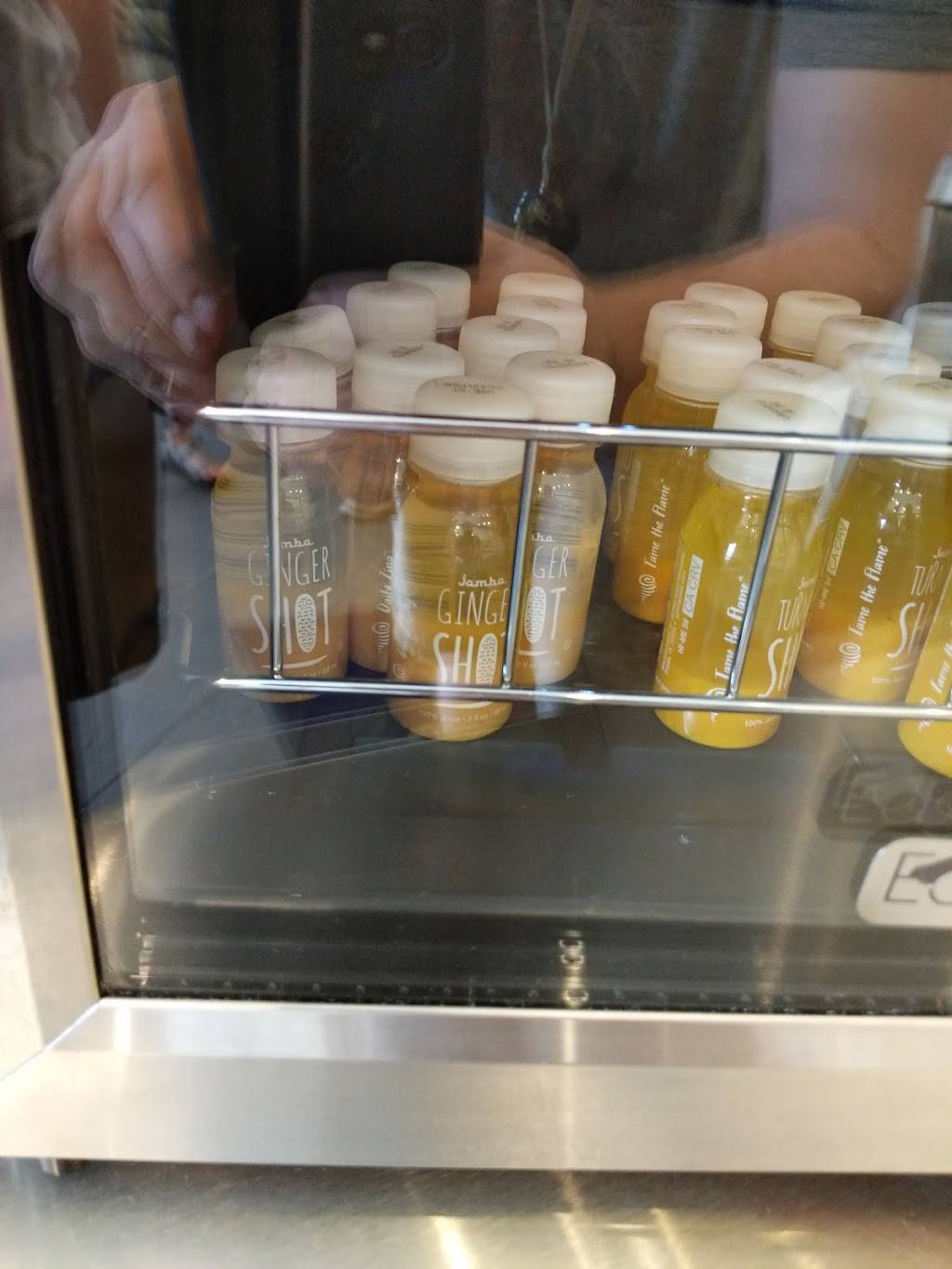 Jamba Juice | restaurant | 544 E Ogden Ave Ste 300 A, Milwaukee, WI 53202, USA | 4148007991 OR +1 414-800-7991