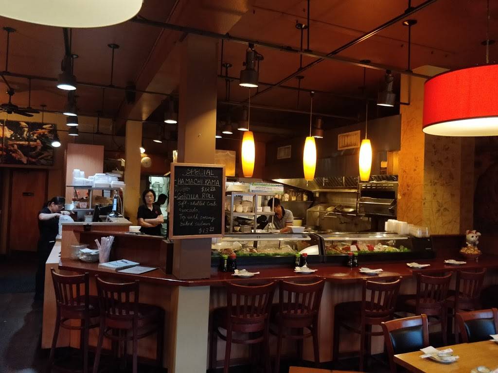 Ikiiki Sushi Bar Japanese & Chinese Cuisine | restaurant | 12 Boston St, Seattle, WA 98109, USA | 2062846671 OR +1 206-284-6671