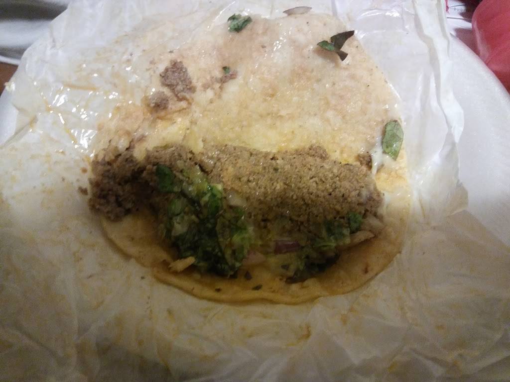 Deli King Inc | meal takeaway | 410 W 71st St, Chicago, IL 60621, USA | 7738559173 OR +1 773-855-9173