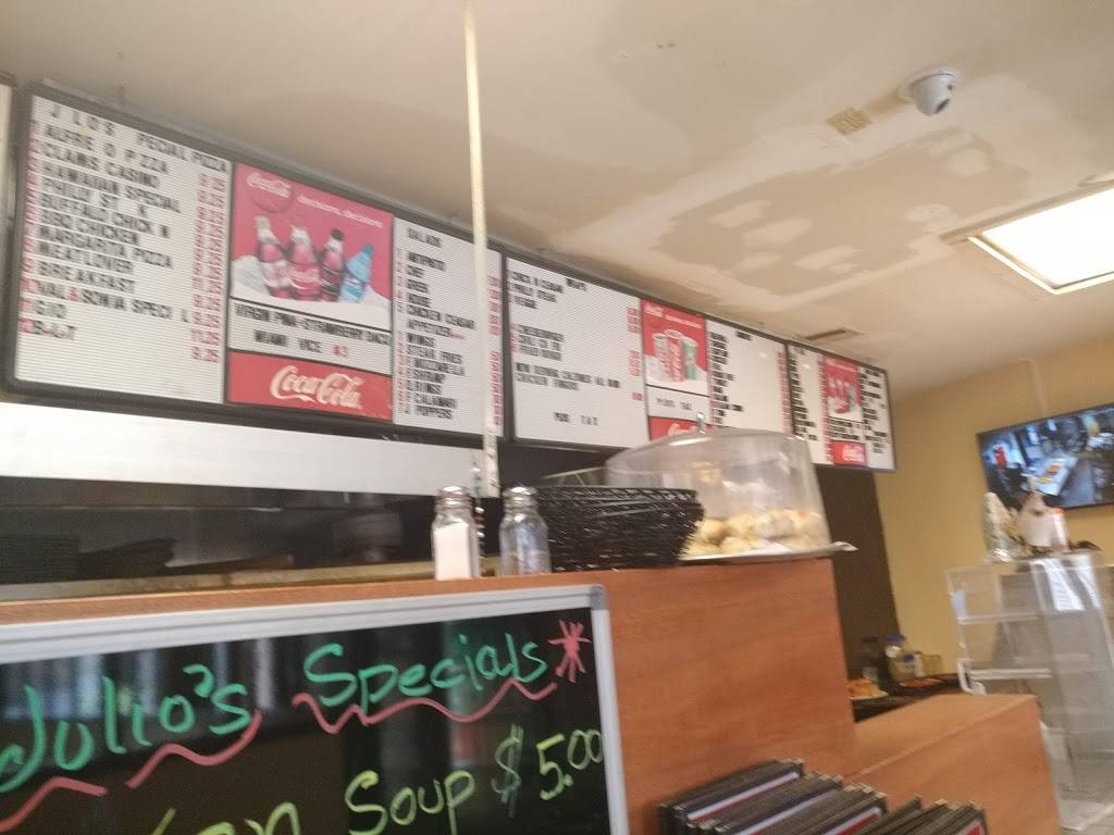 Julios Famous Pizza | meal delivery | 538 Park Ave, Bridgeport, CT 06604, USA | 2033339361 OR +1 203-333-9361